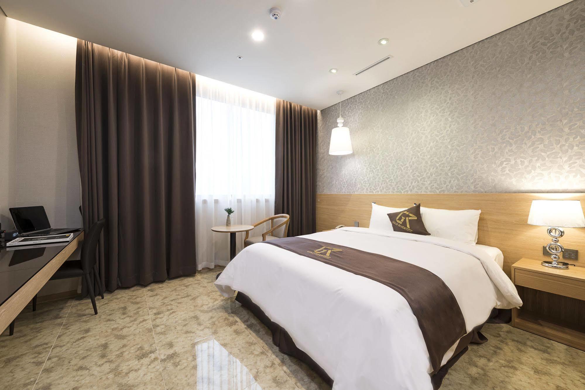 Goldriver Hotel Seoul Exterior photo
